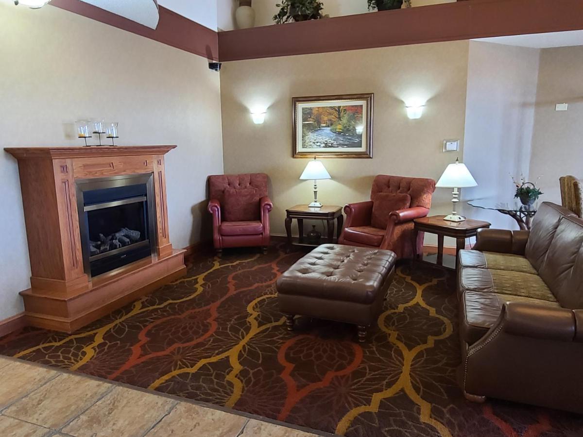 Quality Inn & Suites Wellington - Fort Collins Ngoại thất bức ảnh
