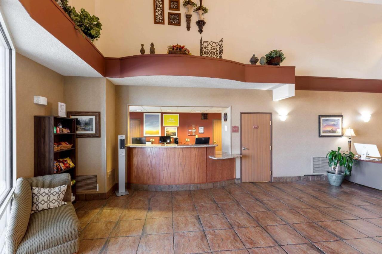 Quality Inn & Suites Wellington - Fort Collins Ngoại thất bức ảnh