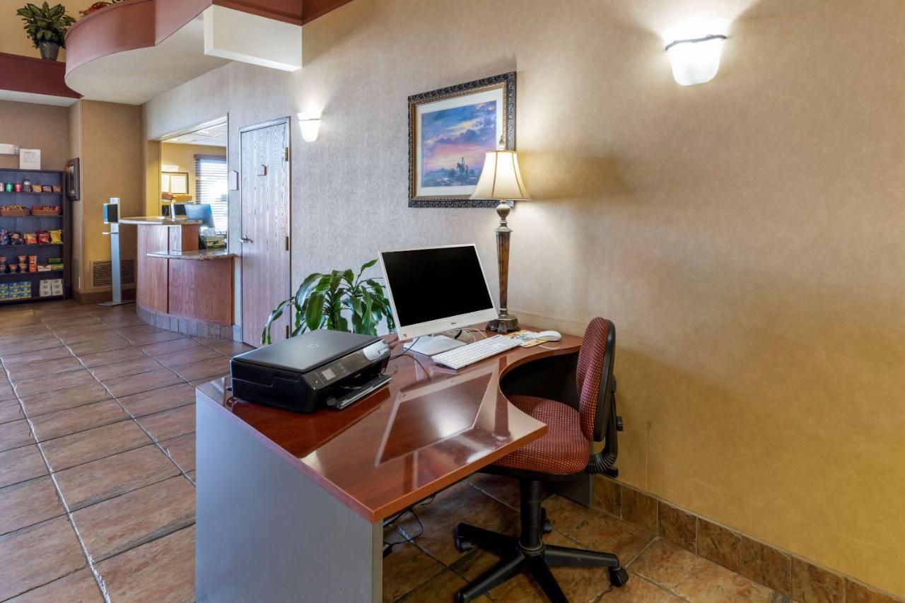 Quality Inn & Suites Wellington - Fort Collins Ngoại thất bức ảnh
