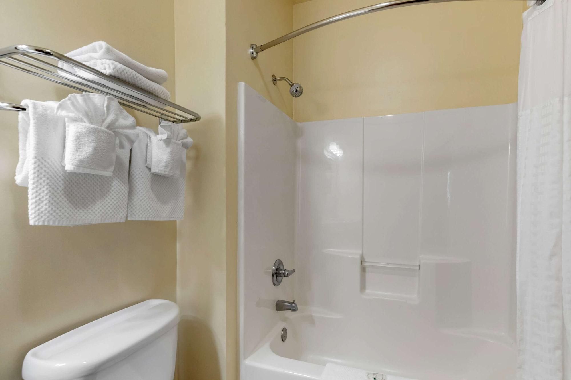 Quality Inn & Suites Wellington - Fort Collins Ngoại thất bức ảnh