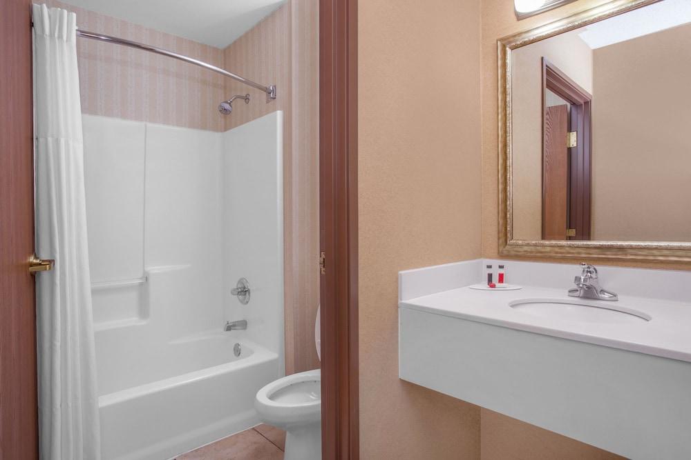 Quality Inn & Suites Wellington - Fort Collins Ngoại thất bức ảnh